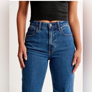 Abercrombie & Fitch Curve Love High Rise 90s Relaxed Jeans, size 25 Short